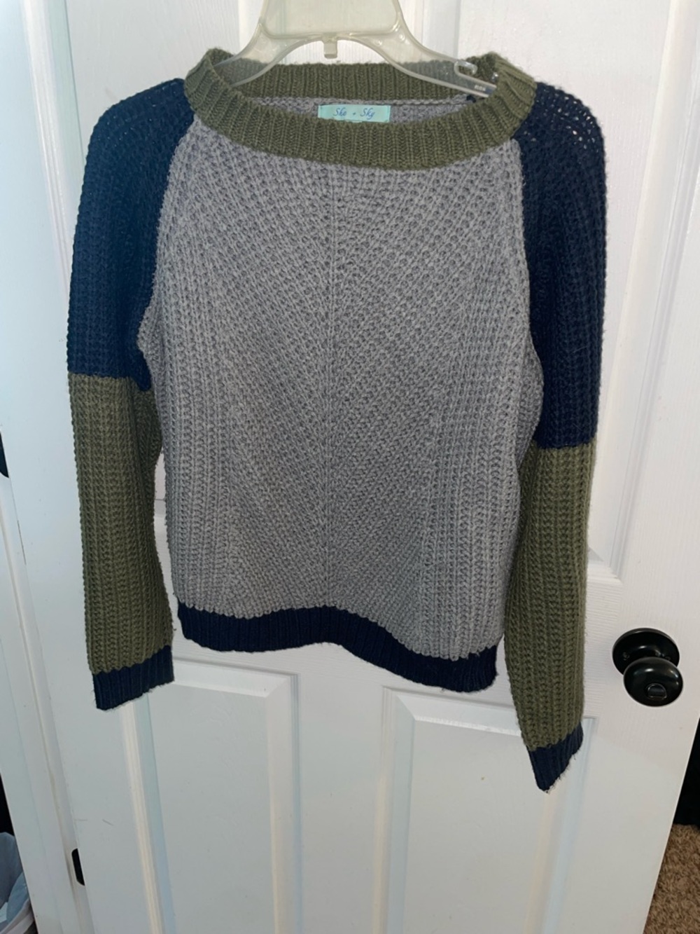 She + Sky Olive, Gray & Navy Colorblock Crewneck Sweater